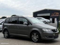 Volkswagen touran 1.9 tdi 105ch confortline 7pl – Guichen