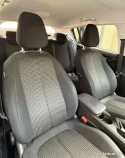 Peugeot 308 1.6 blueHDI 120CH – Paris