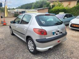 Peugeot 206 essence clim révisés et garantie – Saint-Martin-de-Valgalgues