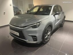 Lexus LBX 1.5 136ch Elegant 2WD – Lattes