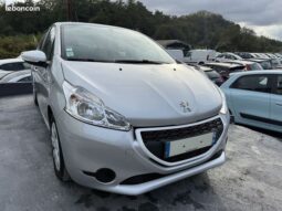 Peugeot 208 1.0 VTI LIKE 5P – Urcuit