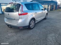 Grand Scénic III Phase 2 1.5 dCi FAP eco2 S&S 110 cv – Santilly