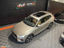 VOLVO XC60 T6 AWD Recharge 253145 ULTIMATE CHROME/ TOIT OUVRANT/ ATTELAGE/ CAMERA 360/ HARMAN – Moissy-Cramayel
