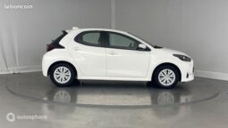 Toyota Yaris 116h Dynamic Business 5p Programme Beyond Zero Academy MY22 – Reims