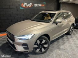VOLVO XC60 T6 AWD Recharge 253145 ULTIMATE CHROME/ TOIT OUVRANT/ ATTELAGE/ CAMERA 360/ HARMAN – Moissy-Cramayel