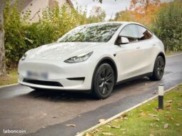 Tesla Model Y Propulsion Standard, RWD / Novembre 2024 / Première main / 60 kw / 300ch / Parfait état – Saint-Rémy-l’Honoré