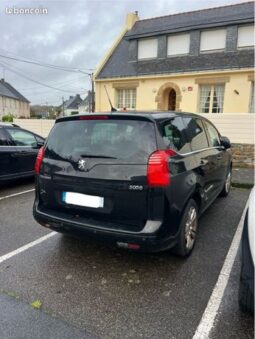 Peugeot 5008 1,6 thp 156ch – Lorient
